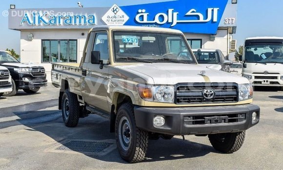 Acheter Import Voiture Toyota Land Cruiser Beige à Import - Dubai, Zambie Acheter Import Voiture Toyota Land Cruiser Beige à Import - Dubai, Zambie