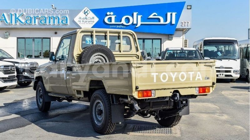 Big with watermark toyota land cruiser zambia import dubai 10869