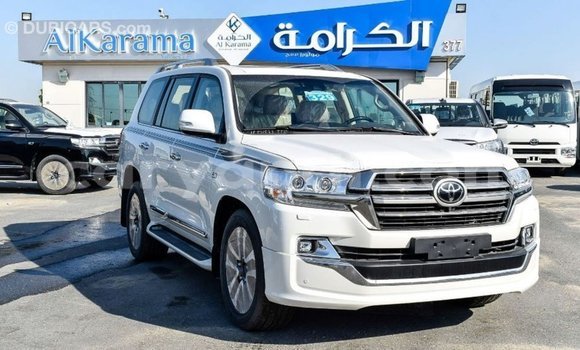 Acheter Import Voiture Toyota Land Cruiser Blanc à Import - Dubai, Zambie Acheter Import Voiture Toyota Land Cruiser Blanc à Import - Dubai, Zambie