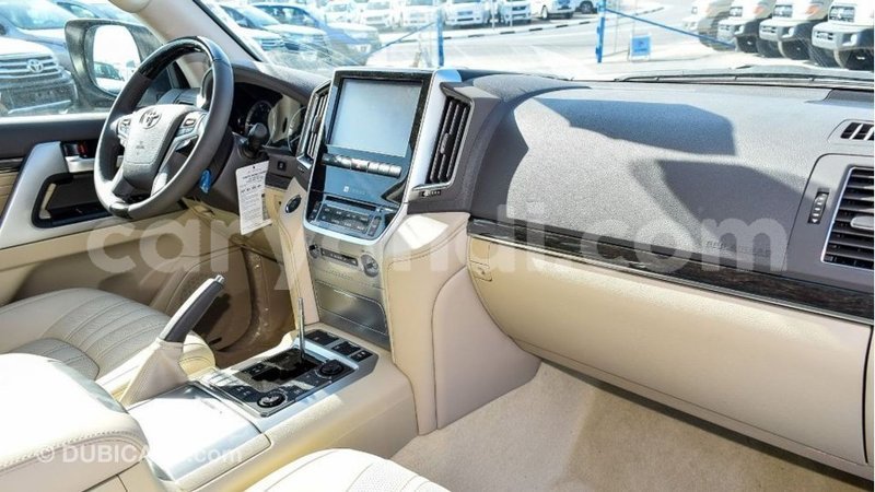 Big with watermark toyota land cruiser zambia import dubai 10875