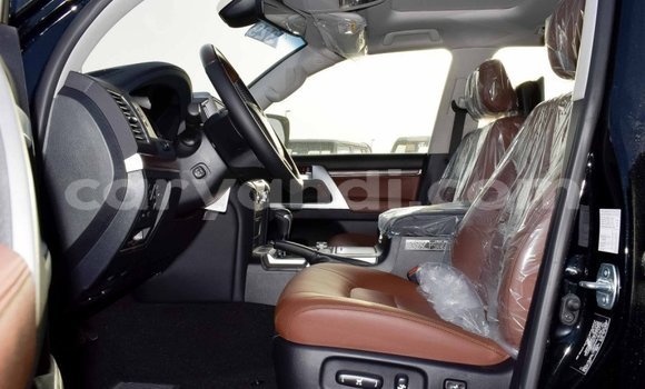 Acheter Import Voiture Toyota Land Cruiser Noir à Import - Dubai, Zambie Acheter Import Voiture Toyota Land Cruiser Noir à Import - Dubai, Zambie