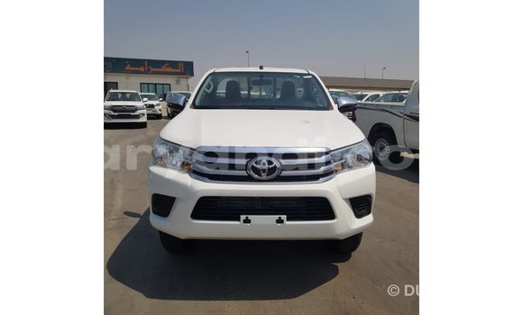 Acheter Import Voiture Toyota Hilux Blanc à Import - Dubai, Zambie Acheter Import Voiture Toyota Hilux Blanc à Import - Dubai, Zambie