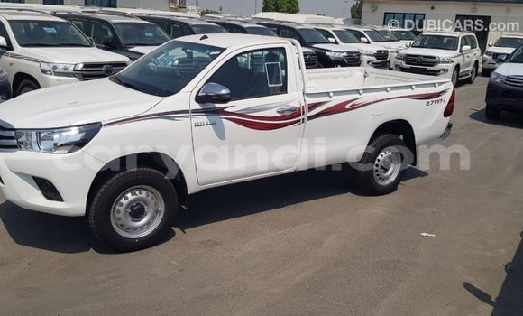 Acheter Import Voiture Toyota Hilux Blanc à Import - Dubai, Zambie Acheter Import Voiture Toyota Hilux Blanc à Import - Dubai, Zambie