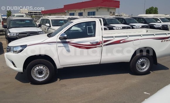 Acheter Import Voiture Toyota Hilux Blanc à Import - Dubai, Zambie Acheter Import Voiture Toyota Hilux Blanc à Import - Dubai, Zambie