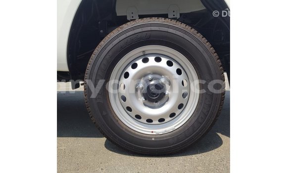 Acheter Import Voiture Toyota Hilux Blanc à Import - Dubai, Zambie Acheter Import Voiture Toyota Hilux Blanc à Import - Dubai, Zambie
