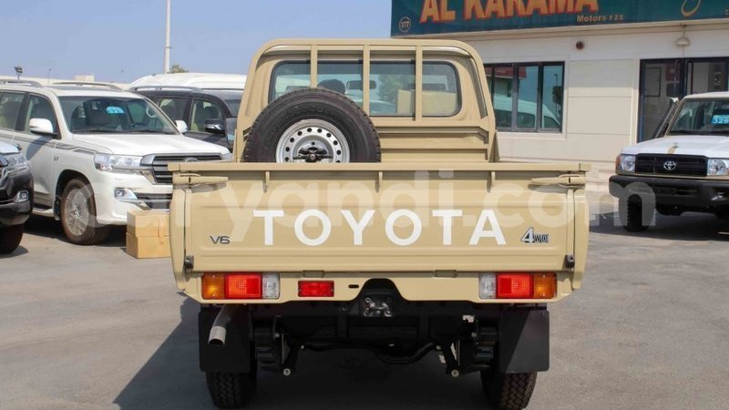 Big with watermark toyota land cruiser zambia import dubai 10885