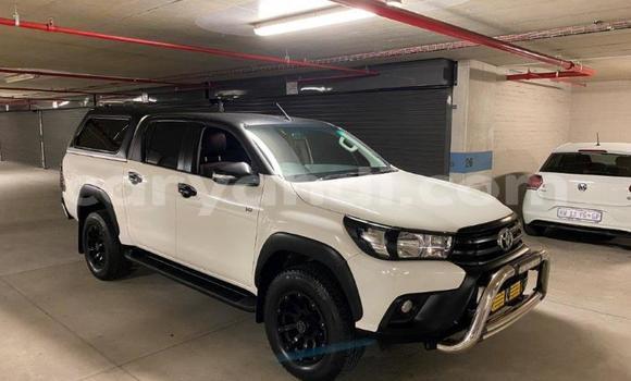 Tenga Tsaru Toyota Hilux Chena Mota in Kabwe in Zambia Tenga Tsaru Toyota Hilux Chena Mota in Kabwe in Zambia