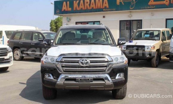 Acheter Import Voiture Toyota Land Cruiser Noir à Import - Dubai, Zambie Acheter Import Voiture Toyota Land Cruiser Noir à Import - Dubai, Zambie