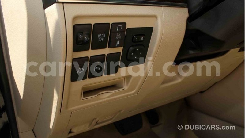 Big with watermark toyota land cruiser zambia import dubai 10889