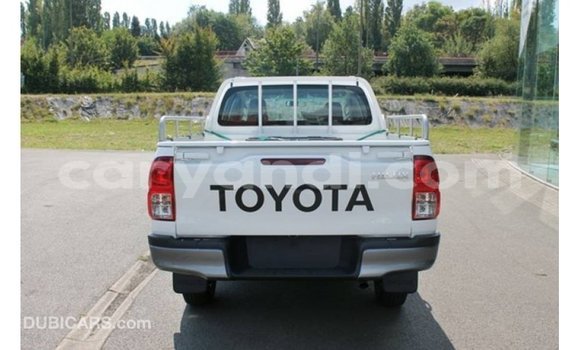 Buy Import Toyota Hilux White Car in Import - Dubai in Zambia Buy Import Toyota Hilux White Car in Import - Dubai in Zambia