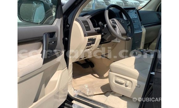 Buy Import Toyota Land Cruiser Black Car in Import - Dubai in Zambia Buy Import Toyota Land Cruiser Black Car in Import - Dubai in Zambia