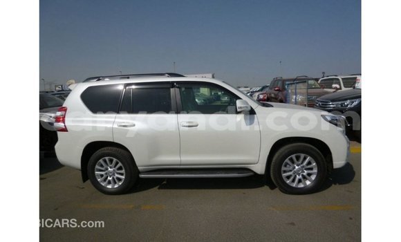 Nunua Imported Toyota Prado Nyeupe Gari ndani ya Import - Dubai nchini Zambia Nunua Imported Toyota Prado Nyeupe Gari ndani ya Import - Dubai nchini Zambia