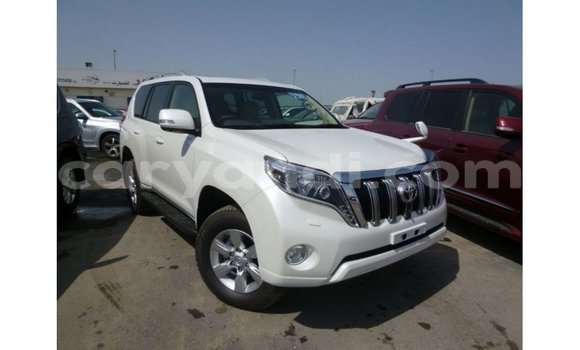 Acheter Import Voiture Toyota Prado Blanc à Import - Dubai, Zambie Acheter Import Voiture Toyota Prado Blanc à Import - Dubai, Zambie