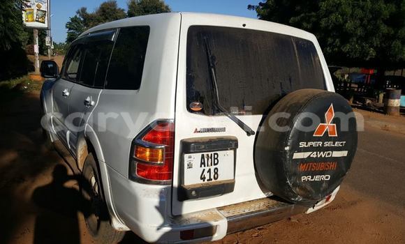 Buy Used Mitsubishi Pajero White Car in Chipata in Zambia Buy Used Mitsubishi Pajero White Car in Chipata in Zambia
