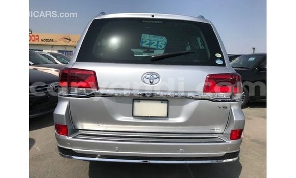 Nunua Imported Toyota Land Cruiser Nyingine Gari ndani ya Import - Dubai nchini Zambia Nunua Imported Toyota Land Cruiser Nyingine Gari ndani ya Import - Dubai nchini Zambia