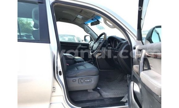 Nunua Imported Toyota Land Cruiser Nyingine Gari ndani ya Import - Dubai nchini Zambia Nunua Imported Toyota Land Cruiser Nyingine Gari ndani ya Import - Dubai nchini Zambia
