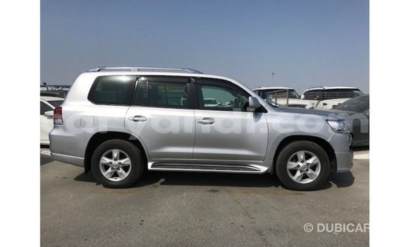 Nunua Imported Toyota Land Cruiser Nyingine Gari ndani ya Import - Dubai nchini Zambia Nunua Imported Toyota Land Cruiser Nyingine Gari ndani ya Import - Dubai nchini Zambia