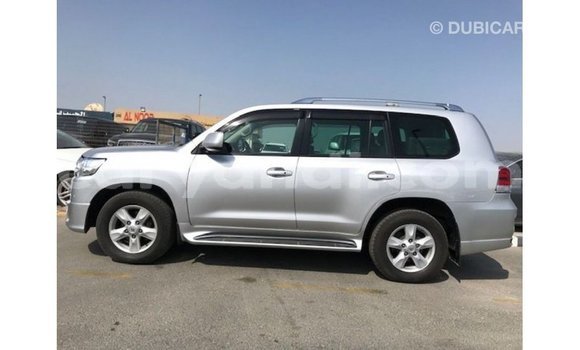 Nunua Imported Toyota Land Cruiser Nyingine Gari ndani ya Import - Dubai nchini Zambia Nunua Imported Toyota Land Cruiser Nyingine Gari ndani ya Import - Dubai nchini Zambia