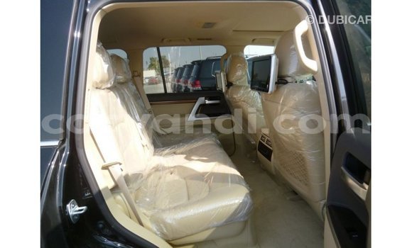 Nunua Imported Toyota Land Cruiser Nyeusi Gari ndani ya Import - Dubai nchini Zambia Nunua Imported Toyota Land Cruiser Nyeusi Gari ndani ya Import - Dubai nchini Zambia