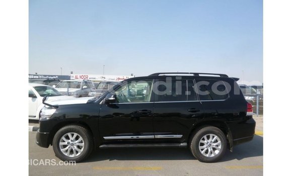 Nunua Imported Toyota Land Cruiser Nyeusi Gari ndani ya Import - Dubai nchini Zambia Nunua Imported Toyota Land Cruiser Nyeusi Gari ndani ya Import - Dubai nchini Zambia
