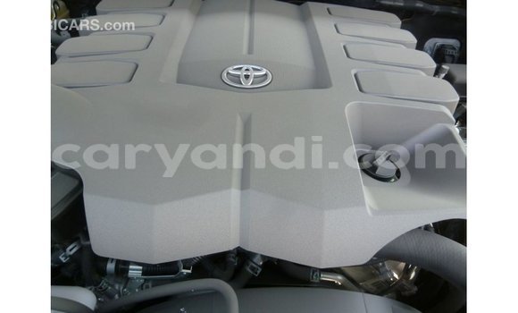 Nunua Imported Toyota Land Cruiser Nyeusi Gari ndani ya Import - Dubai nchini Zambia Nunua Imported Toyota Land Cruiser Nyeusi Gari ndani ya Import - Dubai nchini Zambia