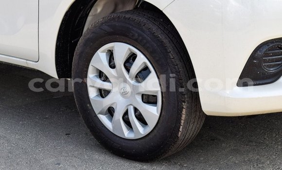 Acheter Import Voiture Toyota Hilux Blanc à Import - Dubai, Zambie Acheter Import Voiture Toyota Hilux Blanc à Import - Dubai, Zambie