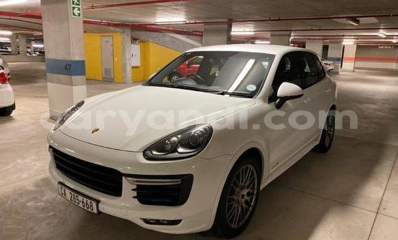 Tenga Tsaru Porsche Cayenne Chena Mota in Kabwe in Zambia Tenga Tsaru Porsche Cayenne Chena Mota in Kabwe in Zambia