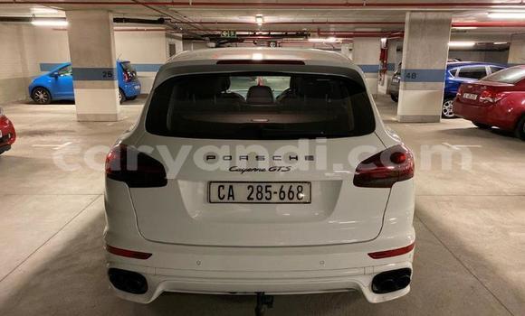 Tenga Tsaru Porsche Cayenne Chena Mota in Kabwe in Zambia Tenga Tsaru Porsche Cayenne Chena Mota in Kabwe in Zambia