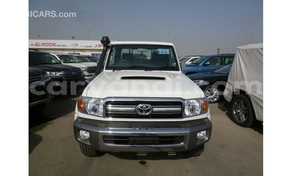 Buy Import Toyota Land Cruiser White Car in Import - Dubai in Zambia Buy Import Toyota Land Cruiser White Car in Import - Dubai in Zambia