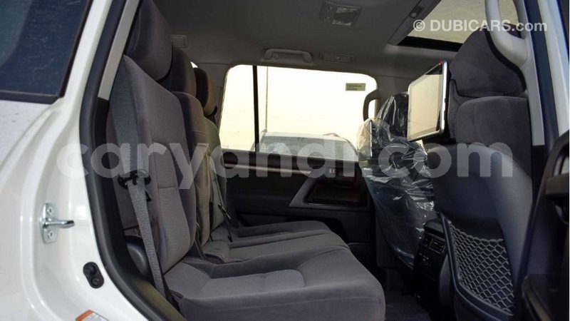 Big with watermark toyota land cruiser zambia import dubai 10942