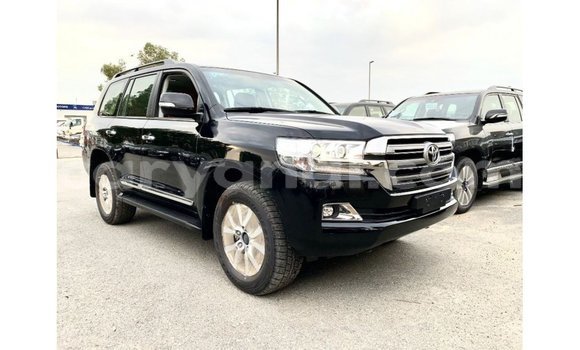 Nunua Imported Toyota Land Cruiser Nyeusi Gari ndani ya Import - Dubai nchini Zambia Nunua Imported Toyota Land Cruiser Nyeusi Gari ndani ya Import - Dubai nchini Zambia