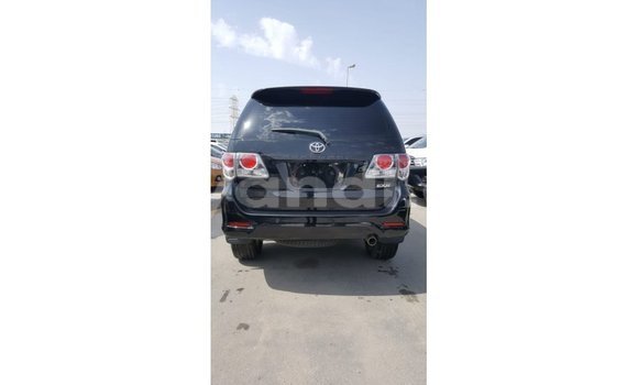 Tenga Imported Toyota Fortuner Nhema Mota in Import - Dubai in Zambia Tenga Imported Toyota Fortuner Nhema Mota in Import - Dubai in Zambia