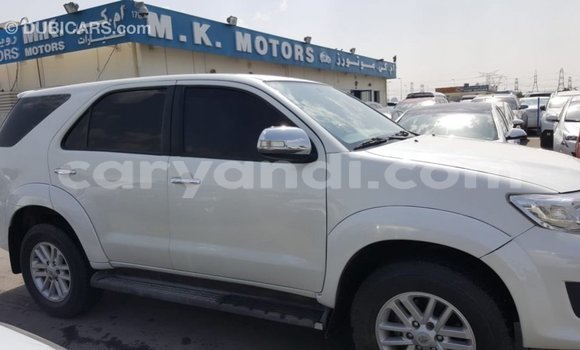Buy Import Toyota Fortuner White Car in Import - Dubai in Zambia Buy Import Toyota Fortuner White Car in Import - Dubai in Zambia