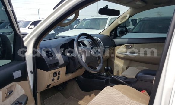 Buy Import Toyota Fortuner White Car in Import - Dubai in Zambia Buy Import Toyota Fortuner White Car in Import - Dubai in Zambia