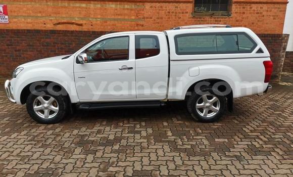 Tenga Tsaru Isuzu KB Chena Mota in Kabwe in Zambia Tenga Tsaru Isuzu KB Chena Mota in Kabwe in Zambia