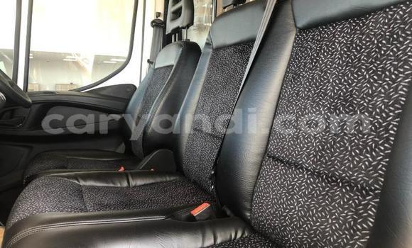 Buy Used Iveco Daily White Truck in Kabwe in Zambia Buy Used Iveco Daily White Truck in Kabwe in Zambia