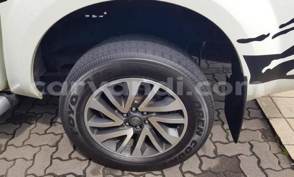 Tenga Tsaru Nissan Navara Chena Mota in Kabwe in Zambia Tenga Tsaru Nissan Navara Chena Mota in Kabwe in Zambia