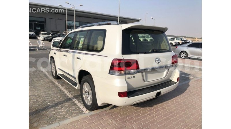 Big with watermark toyota land cruiser zambia import dubai 10984