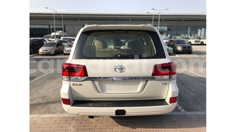 Big with watermark toyota land cruiser zambia import dubai 10984