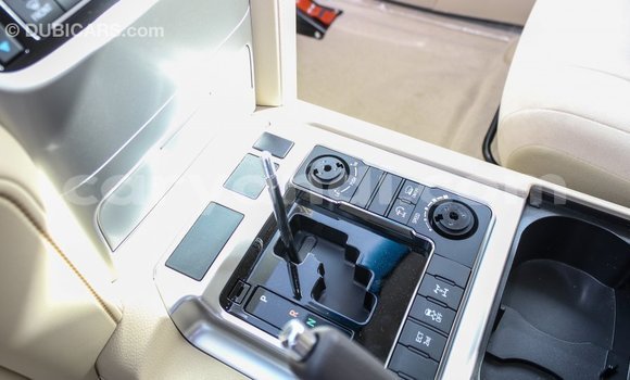 Acheter Import Voiture Toyota Land Cruiser Blanc à Import - Dubai, Zambie Acheter Import Voiture Toyota Land Cruiser Blanc à Import - Dubai, Zambie