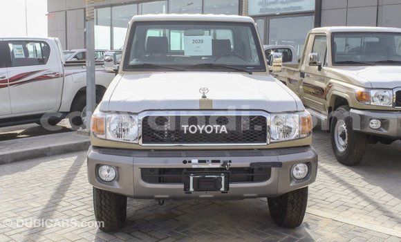 Acheter Import Voiture Toyota Land Cruiser Beige à Import - Dubai, Zambie Acheter Import Voiture Toyota Land Cruiser Beige à Import - Dubai, Zambie