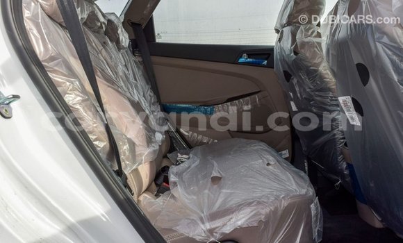 Buy Import Hyundai Tucson White Car in Import - Dubai in Zambia Buy Import Hyundai Tucson White Car in Import - Dubai in Zambia