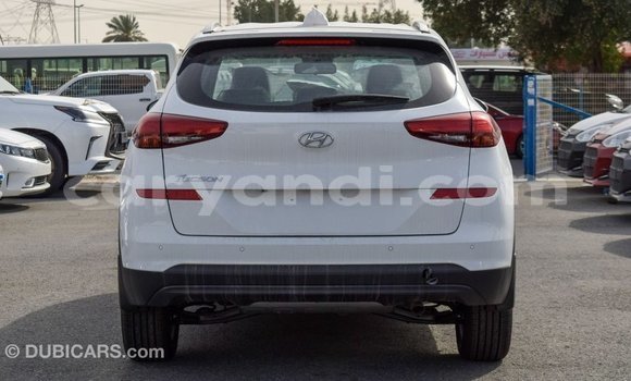 Buy Import Hyundai Tucson White Car in Import - Dubai in Zambia Buy Import Hyundai Tucson White Car in Import - Dubai in Zambia