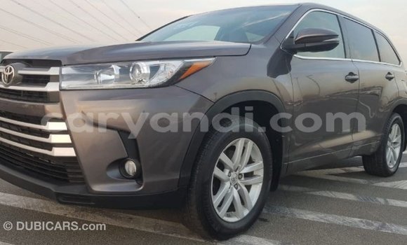 Tenga Imported Toyota Highlander Zvimwe Mota in Import - Dubai in Zambia Tenga Imported Toyota Highlander Zvimwe Mota in Import - Dubai in Zambia