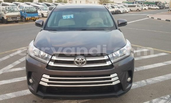Tenga Imported Toyota Highlander Zvimwe Mota in Import - Dubai in Zambia Tenga Imported Toyota Highlander Zvimwe Mota in Import - Dubai in Zambia