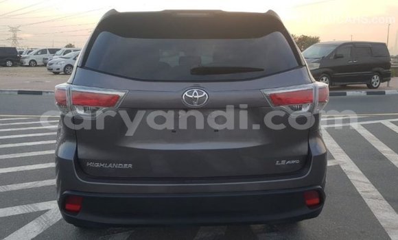 Tenga Imported Toyota Highlander Zvimwe Mota in Import - Dubai in Zambia Tenga Imported Toyota Highlander Zvimwe Mota in Import - Dubai in Zambia