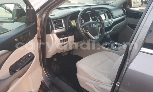 Tenga Imported Toyota Highlander Zvimwe Mota in Import - Dubai in Zambia Tenga Imported Toyota Highlander Zvimwe Mota in Import - Dubai in Zambia