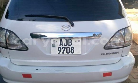 Acheter Occasion Voiture Toyota Harrier Blanc à Chipata, Zambie Acheter Occasion Voiture Toyota Harrier Blanc à Chipata, Zambie