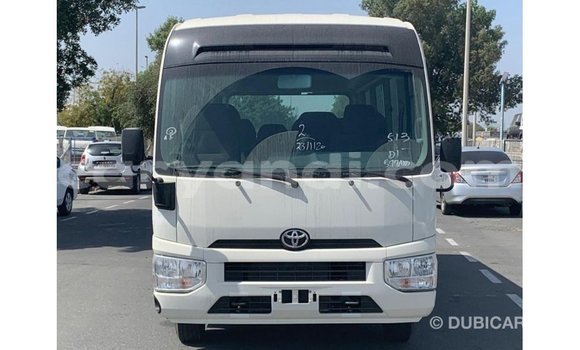 Acheter Import Voiture Toyota Coaster Blanc à Import - Dubai, Zambie Acheter Import Voiture Toyota Coaster Blanc à Import - Dubai, Zambie
