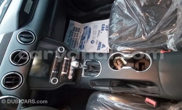 Acheter Import Voiture Ford Mustang Rouge à Import - Dubai, Zambie Acheter Import Voiture Ford Mustang Rouge à Import - Dubai, Zambie